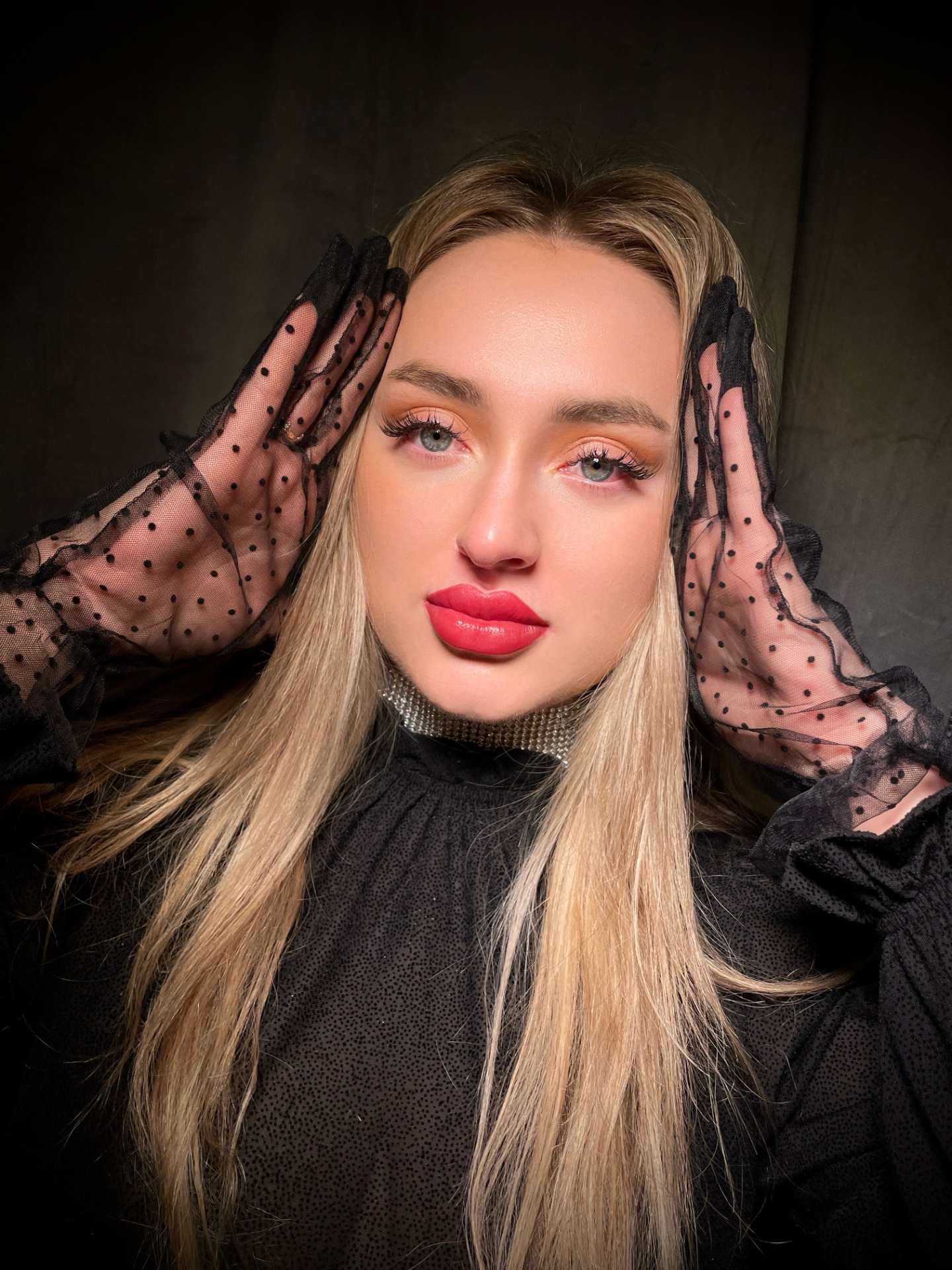 PMU rty, Lipstick Efekt